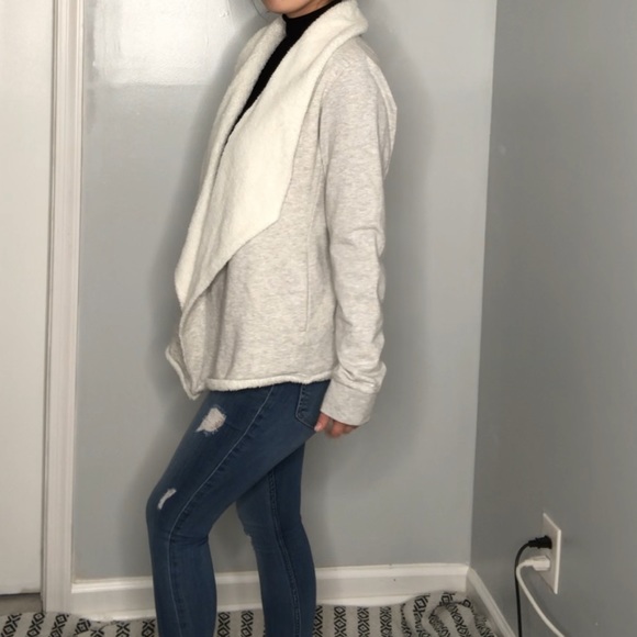 GAIAM gray long sleeve fleece draped cardigan M - Picture 2 of 6